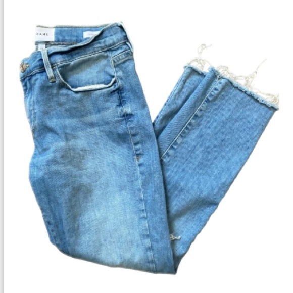 Frame Denim Denim - FRAME distressed Le Garçon Crop Regular denim wash with raw hem size 25